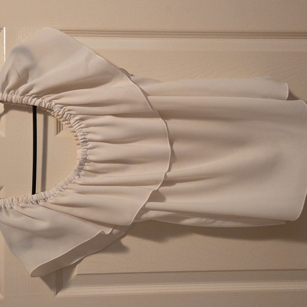 Wilfred White Ruffled Blouse